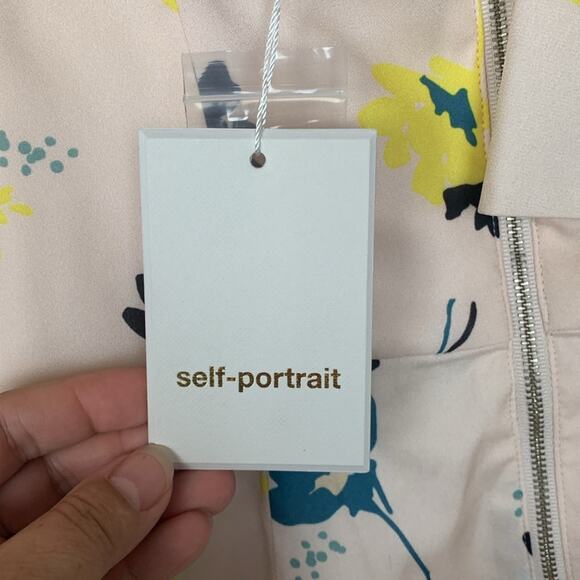 Self Portrait women's size 4 small asymmetrical pink floral top revolve new - Picture 8 of 15